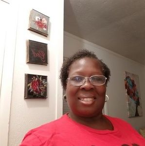 Meet your Posher, Faye